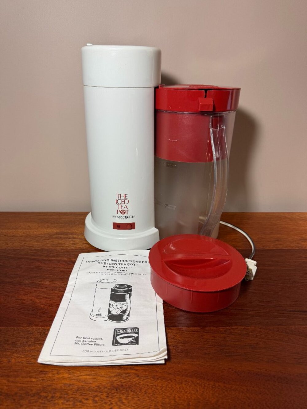 Mr. Coffee Iced Tea Maker - Model TM1 - White Red 2 Quart Pitcher - Works - READ